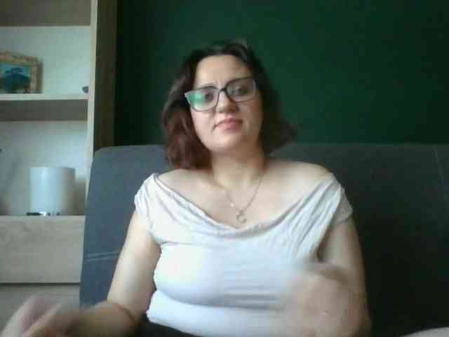 sensualParis webcam