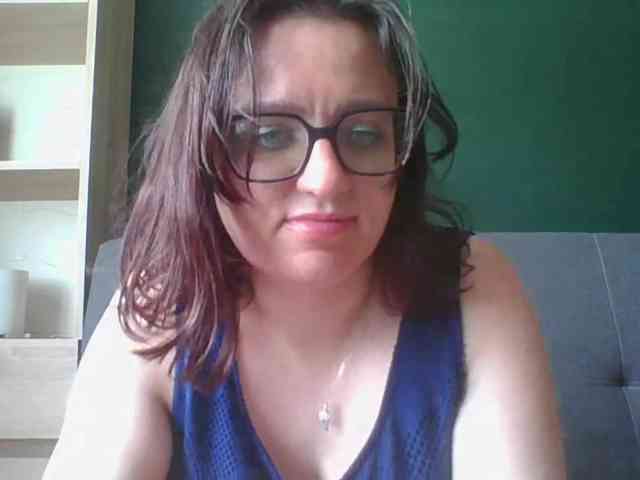 sensualParis webcam