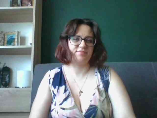 sensualParis webcam