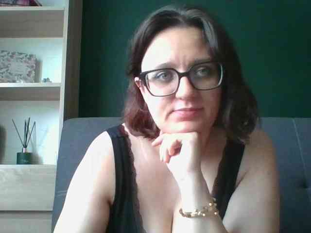 sensualParis webcam