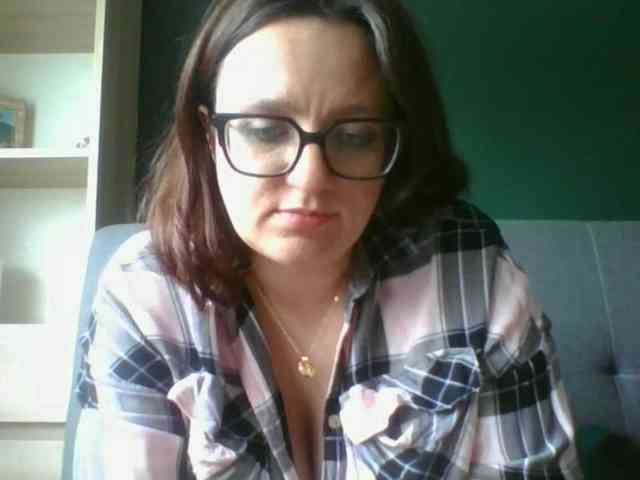 sensualParis webcam