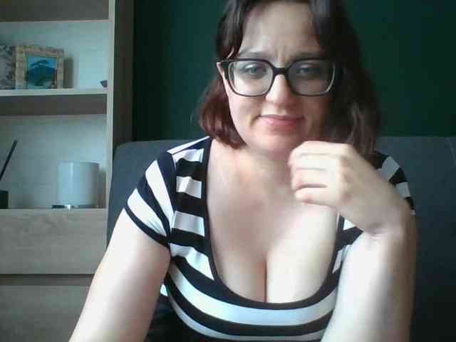 sensualParis webcam