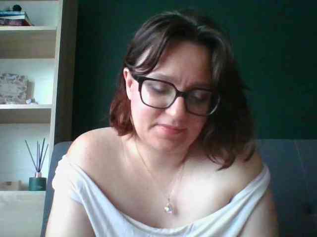 sensualParis webcam