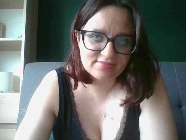 sensualParis webcam