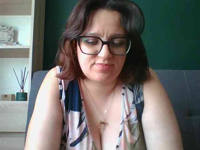 sensualParis webcam