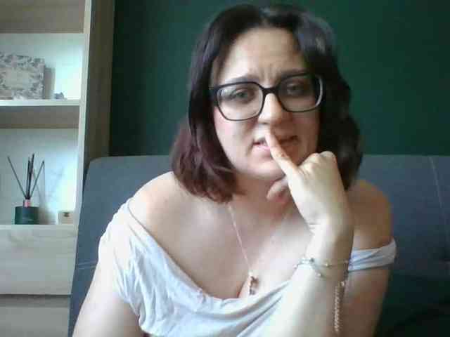 sensualParis webcam