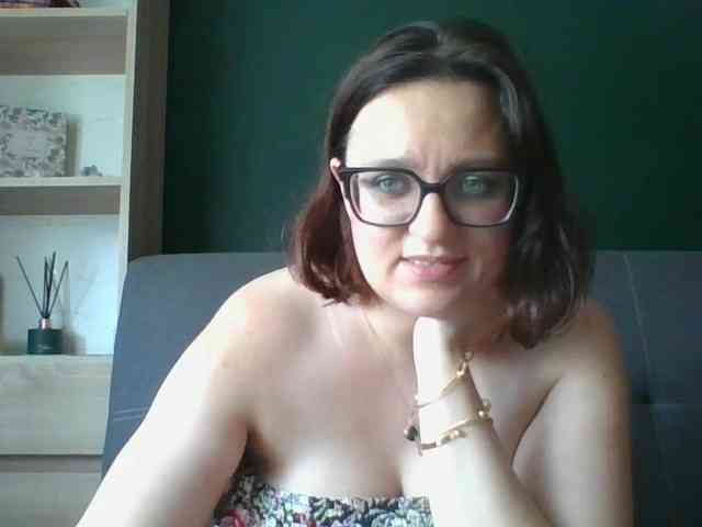 sensualParis webcam