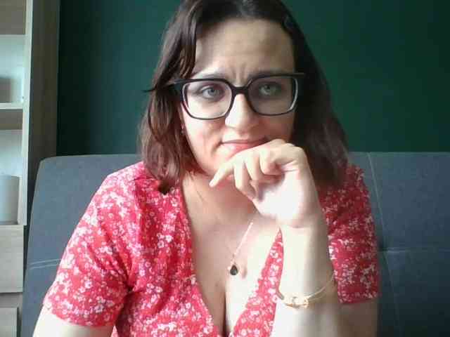 sensualParis webcam