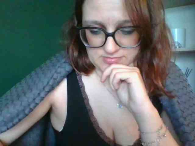 sensualParis webcam