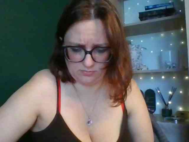 sensualParis webcam