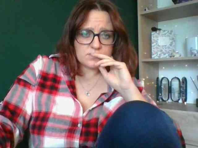 Model: sensualParis