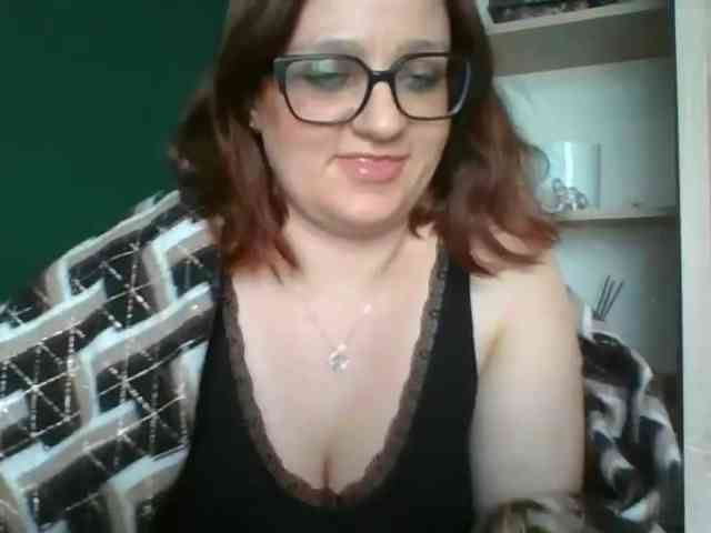 sensualParis webcam