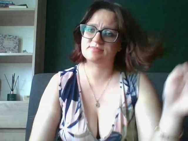 sensualParis webcam