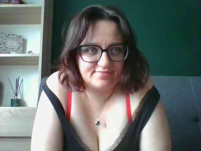 sensualParis webcam