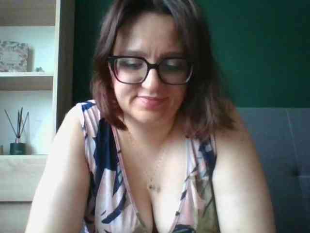 sensualParis webcam