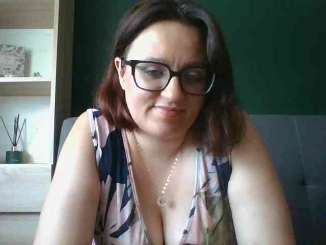 sensualParis webcam