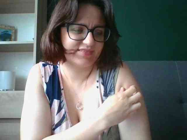 sensualParis webcam