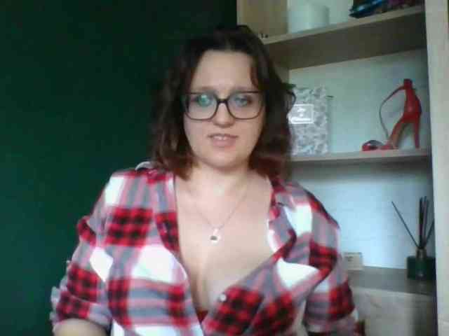 sensualParis webcam