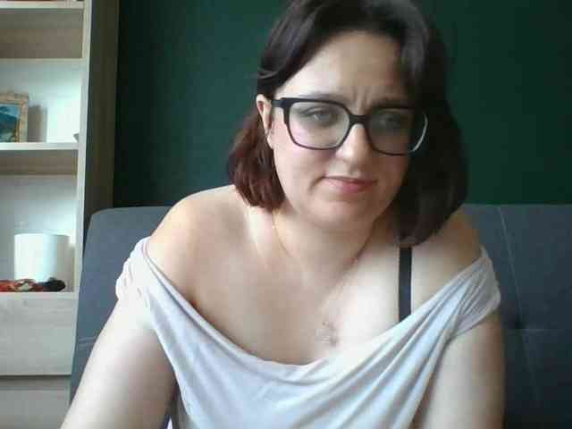 sensualParis webcam