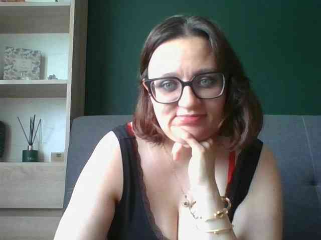 Model: sensualParis