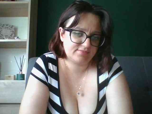 sensualParis webcam