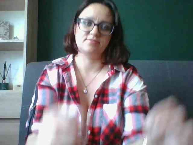sensualParis webcam