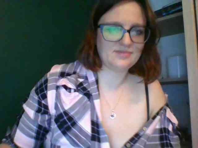 sensualParis webcam