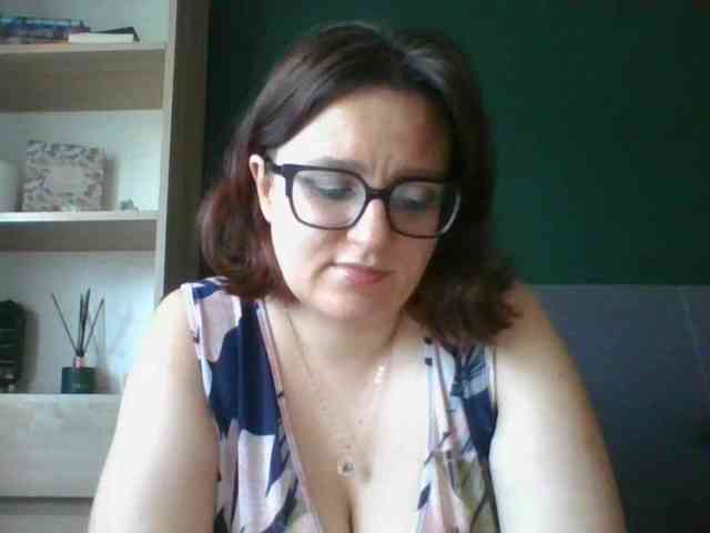 sensualParis webcam
