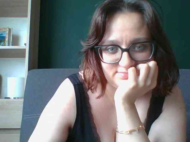 sensualParis webcam