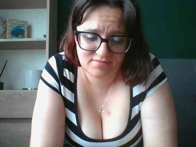 sensualParis webcam