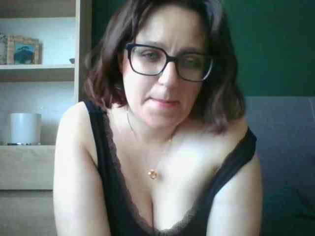 sensualParis webcam
