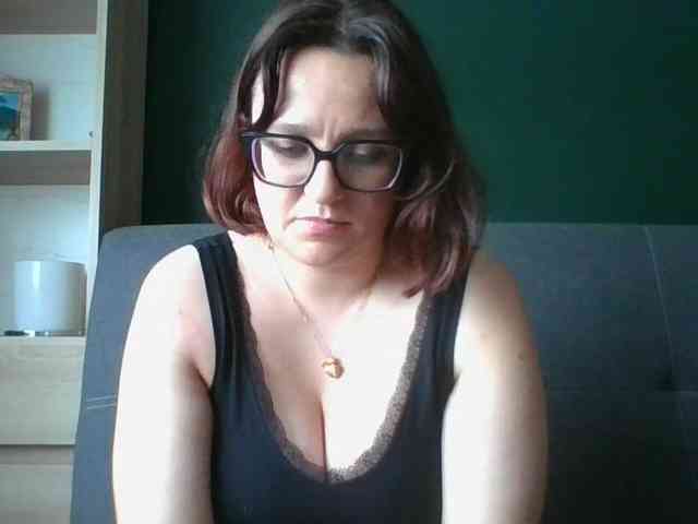 Model: sensualParis