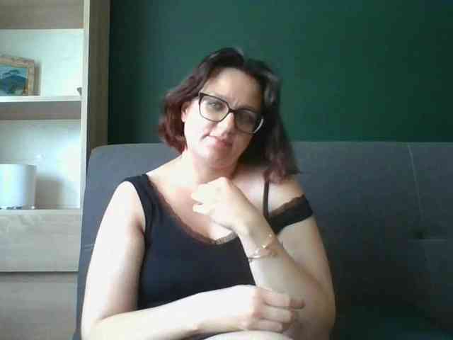 sensualParis webcam
