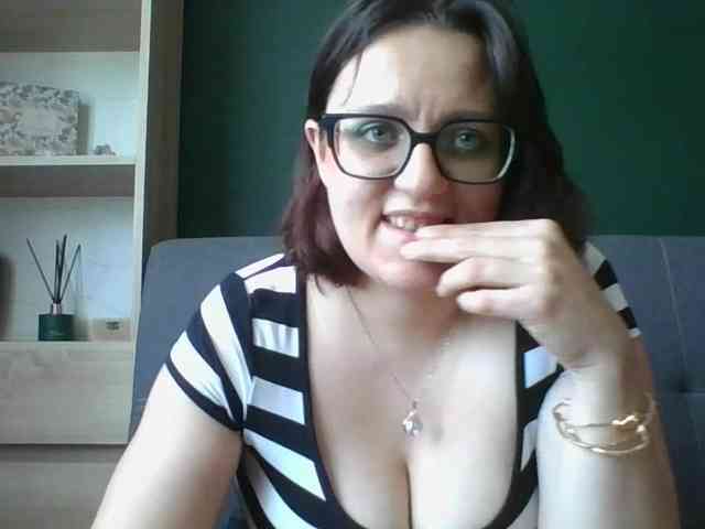sensualParis webcam