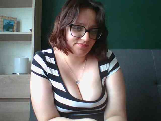 sensualParis webcam
