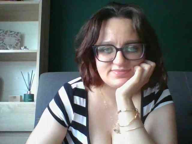 sensualParis webcam