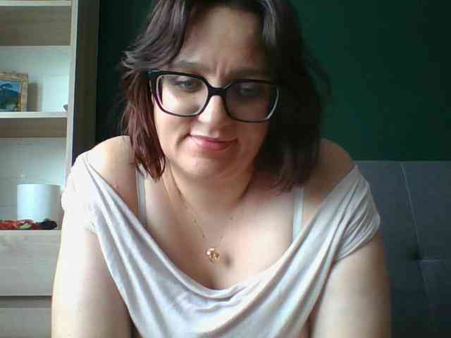 sensualParis webcam