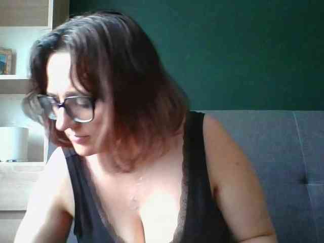 sensualParis webcam