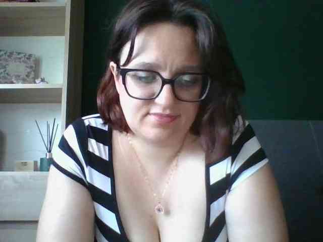 sensualParis webcam