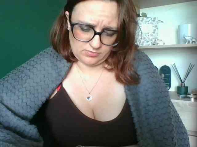 sensualParis webcam