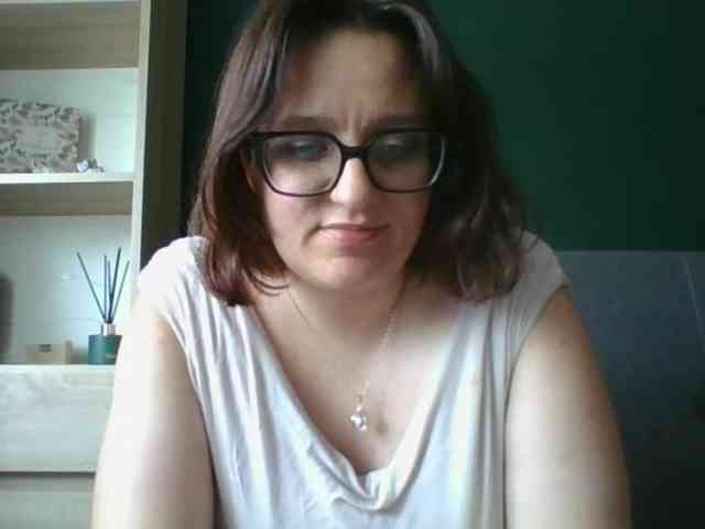 sensualParis webcam