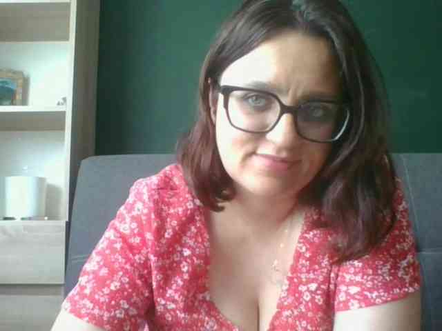 sensualParis webcam