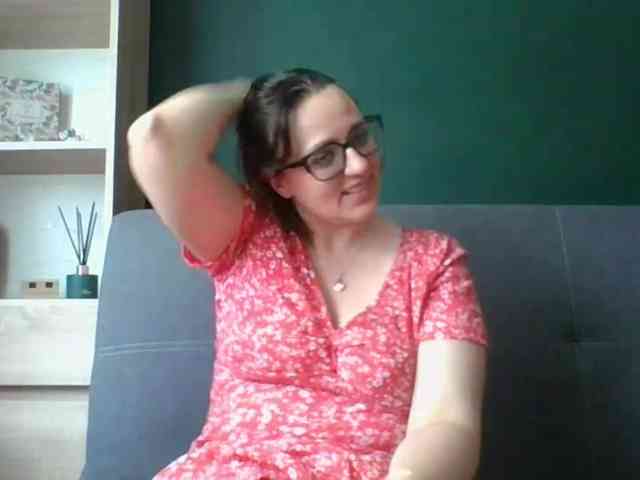 sensualParis webcam