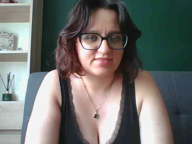 sensualParis webcam