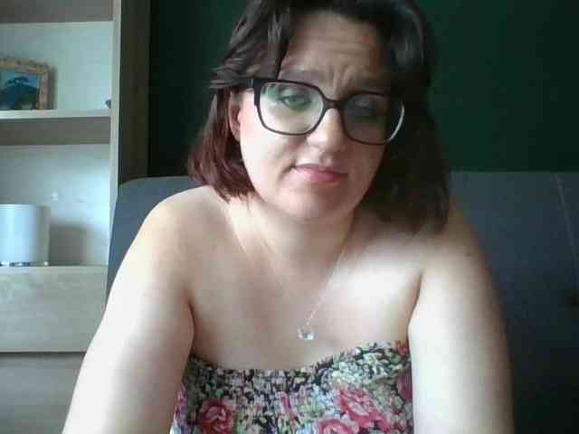 sensualParis webcam