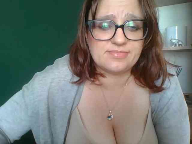 Model: sensualParis