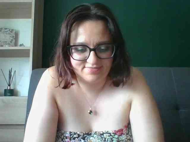 sensualParis webcam