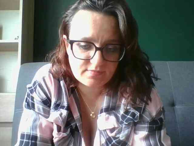 sensualParis webcam