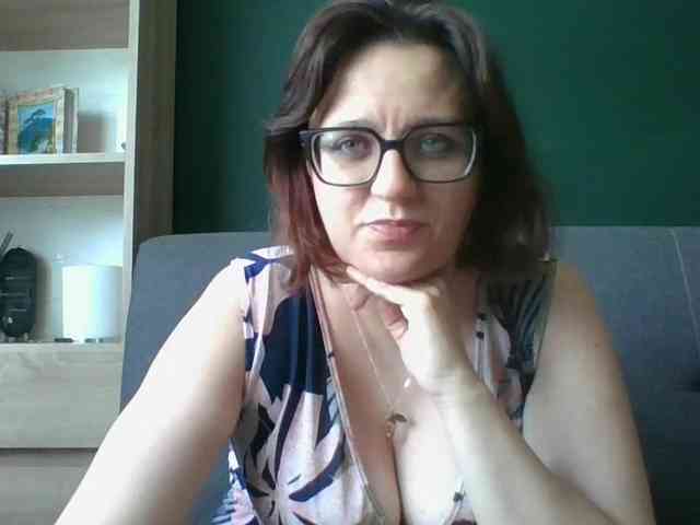 Model: sensualParis