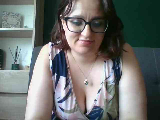 Model: sensualParis